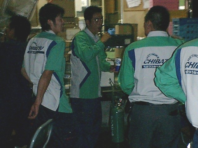 km008.jpg